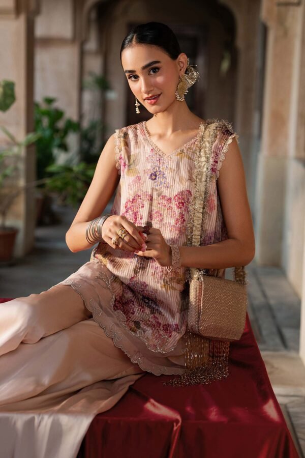 2 Piece Embroidered Textured Silk Suit - Peach 2 Piece Embroidered Textured Silk Suit - Peach
